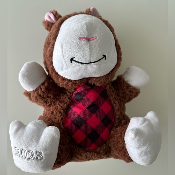 PetSmart Hope The Hamster 2023 Holiday Squeaker Red Plaid Pet Plush StuffedToy - Picture 2 of 7